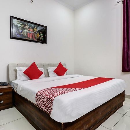 Oyo 38208 Hotel Prakash Kunj Lucknow Eksteriør billede