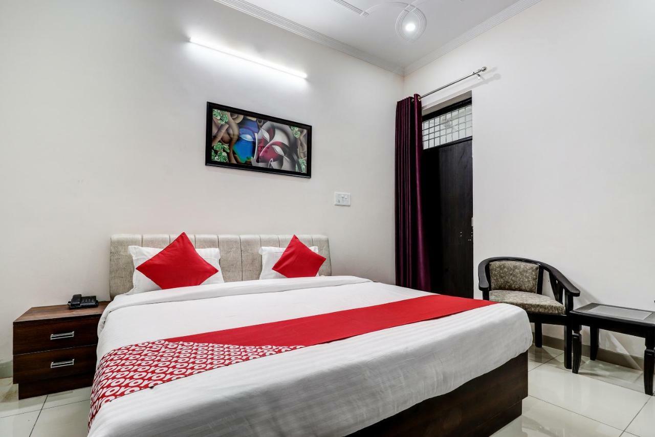 Oyo 38208 Hotel Prakash Kunj Lucknow Eksteriør billede