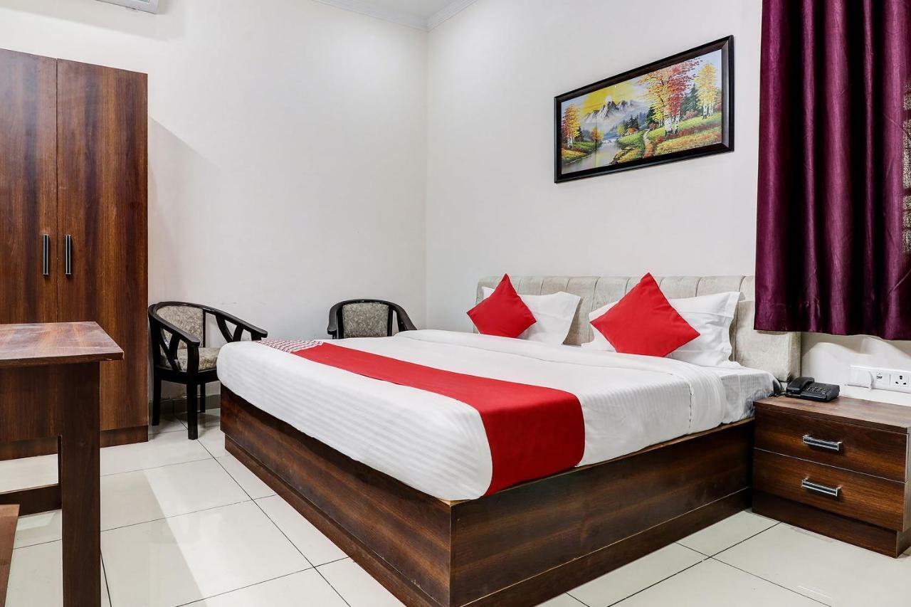 Oyo 38208 Hotel Prakash Kunj Lucknow Eksteriør billede