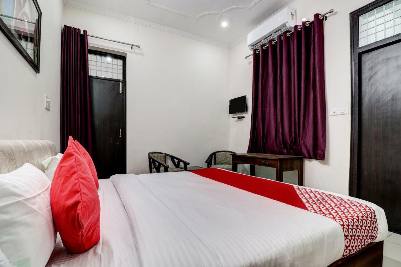 Oyo 38208 Hotel Prakash Kunj Lucknow Eksteriør billede