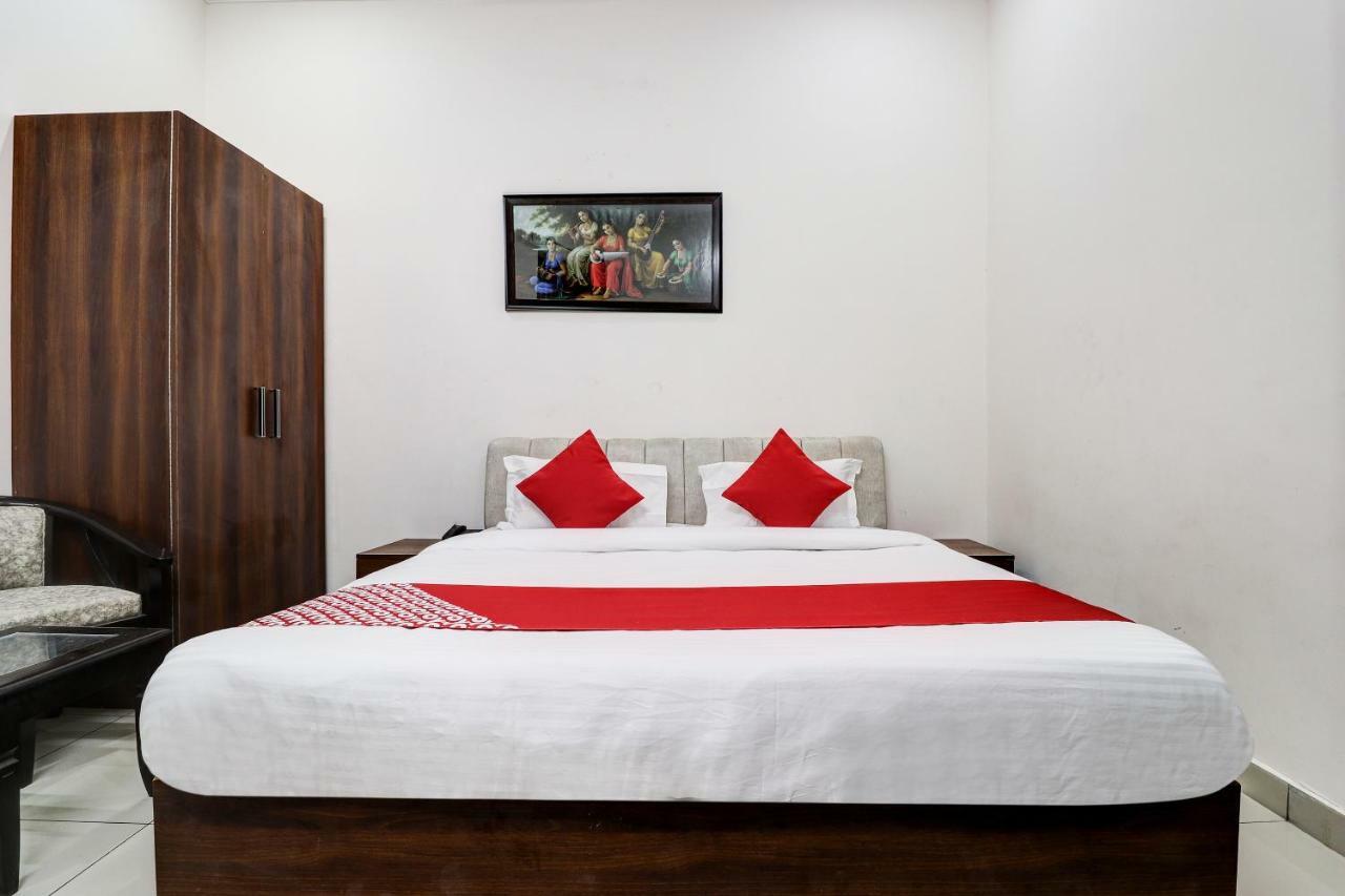 Oyo 38208 Hotel Prakash Kunj Lucknow Eksteriør billede