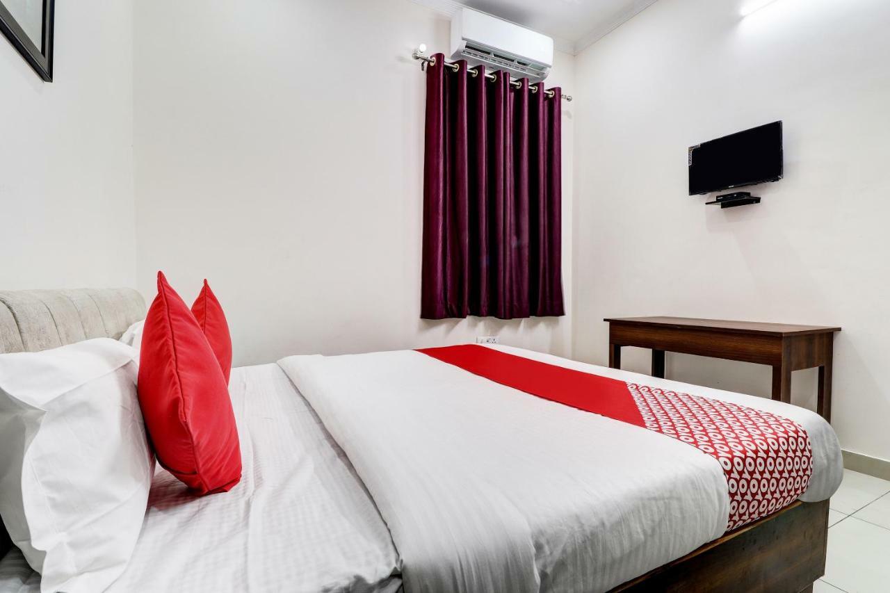Oyo 38208 Hotel Prakash Kunj Lucknow Eksteriør billede