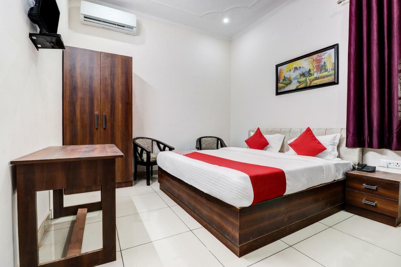 Oyo 38208 Hotel Prakash Kunj Lucknow Eksteriør billede
